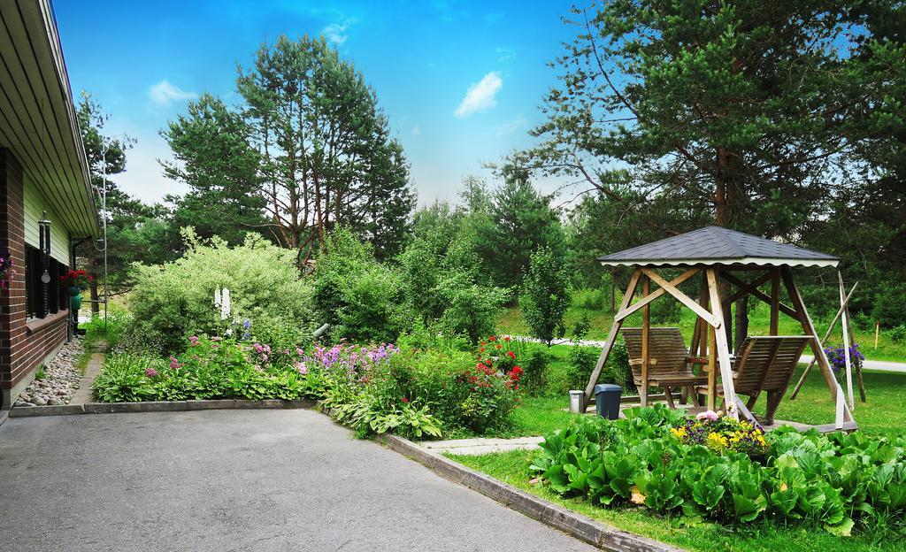 Hotel Vuolake Лаукаа Екстер'єр фото