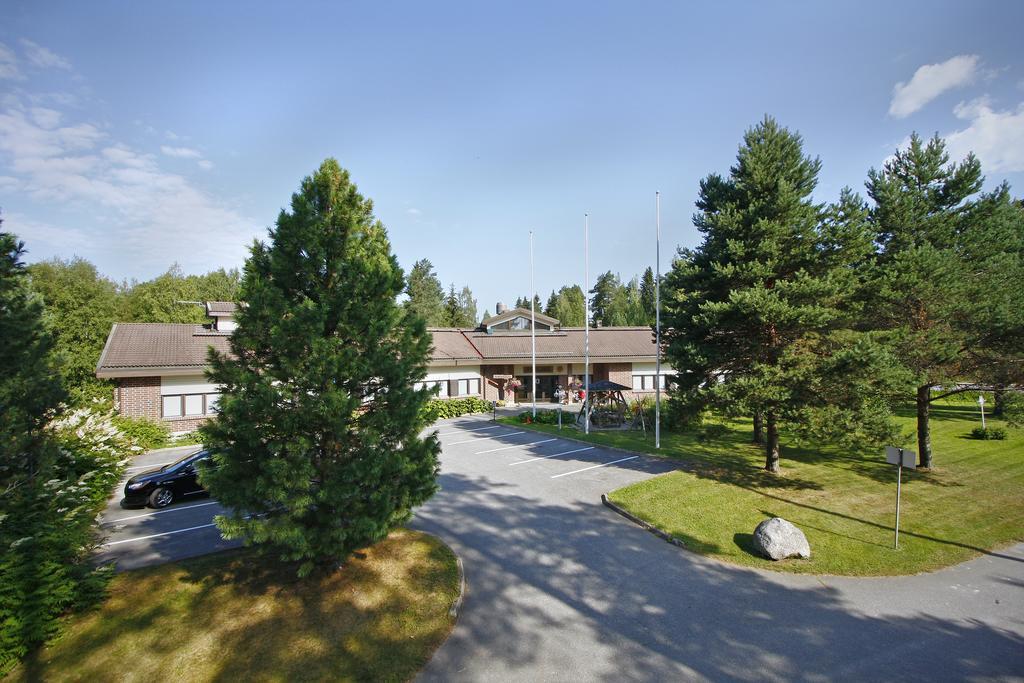 Hotel Vuolake Лаукаа Екстер'єр фото